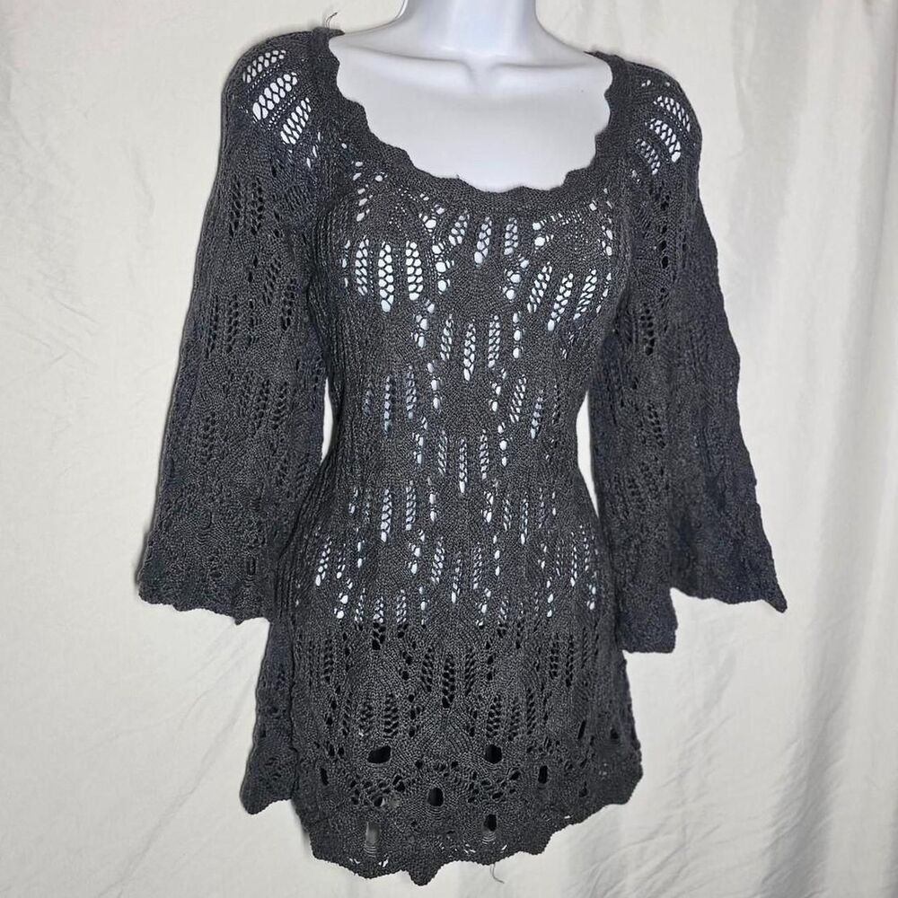 grey crochet flare 3/4 sleeve vintage y2k 2000's top